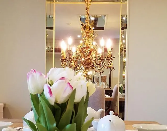 Private לינה וארוחת בוקר