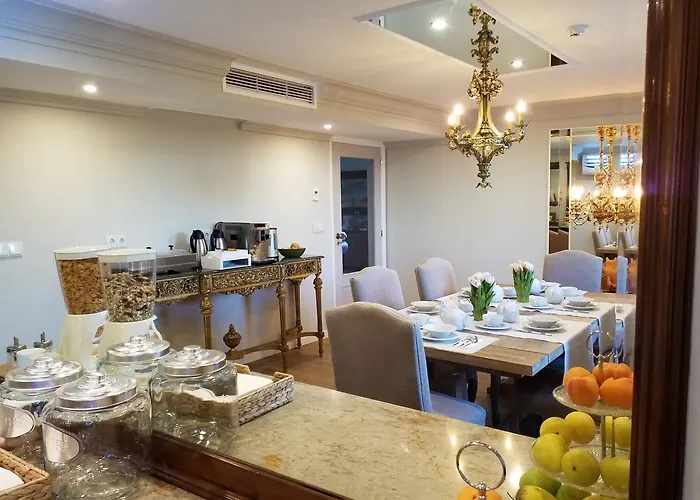 Private Bed and Breakfast 2*