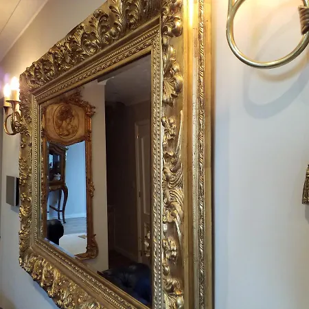 Private Bed & Breakfast 2*