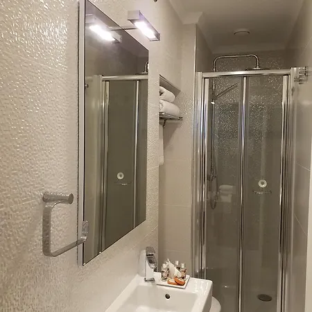 Bed and breakfast Private 2*